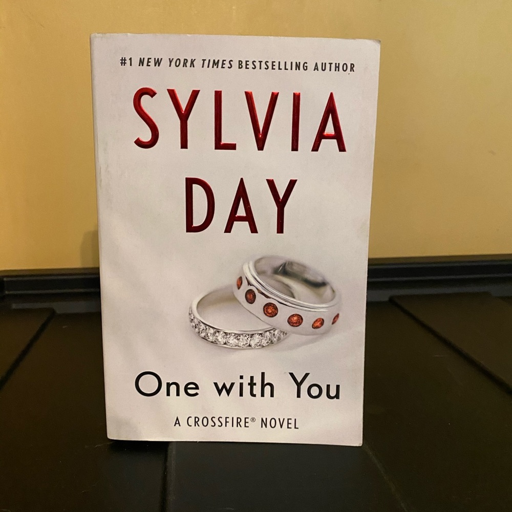 Sylvia Day book